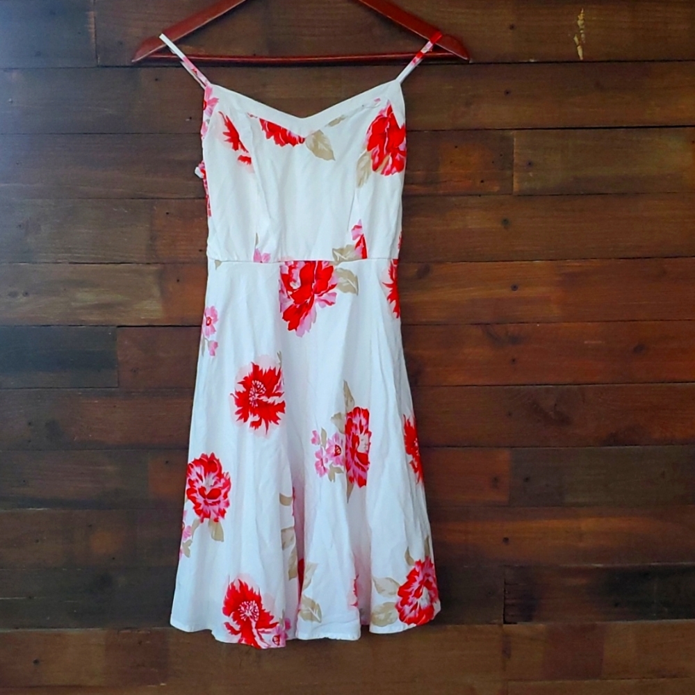 Old navy flower dress extra small